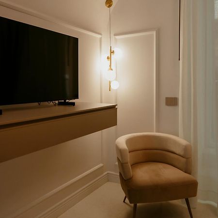 Luxury Apartment-Quartieri Spagn By Alux38 Naples Extérieur photo